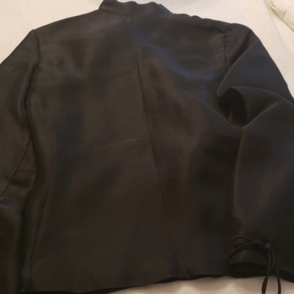 Satin ellagant top - Picture 5 of 5